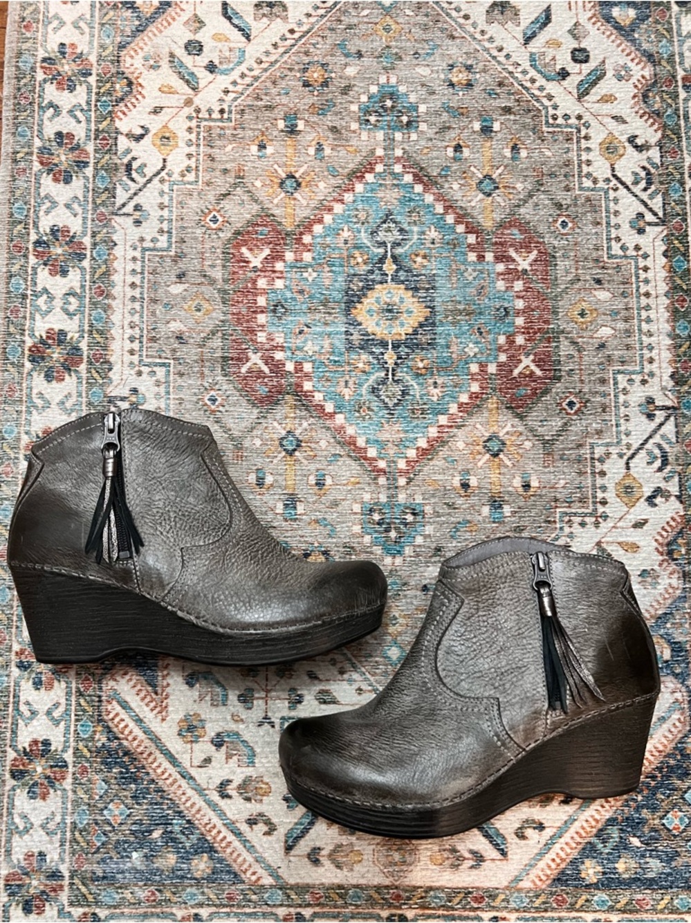 Dansko Veronica Black Leather Tassel Wedge Ankle Boots Size 38